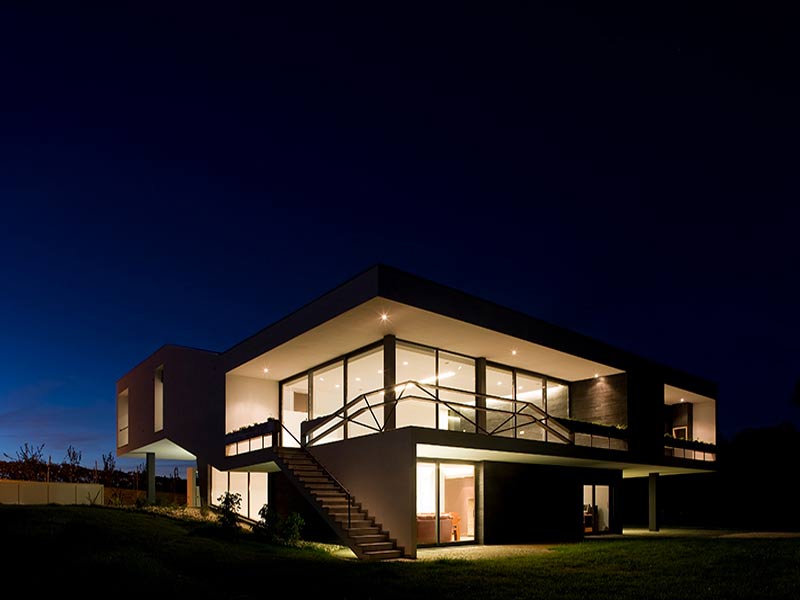 Raeyners Aluminium Windows